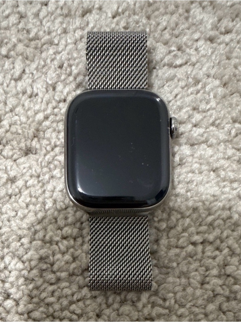 Apple Watch Series 11 GPS+Cellular 42mm Natural Titanium Case